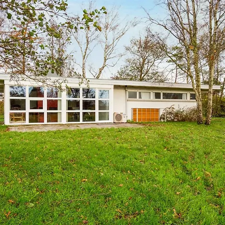 Holiday home Thara - 100m From The Sea In Se Jutland By Interhome *